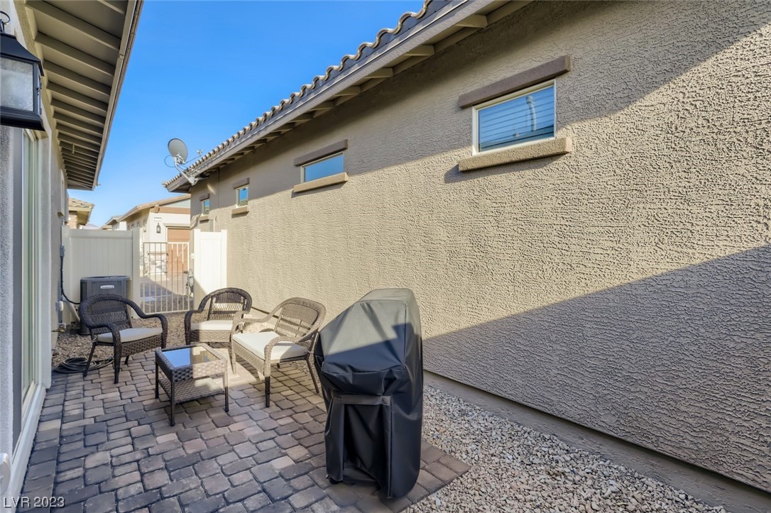 783 Sunny Sagebrush Street