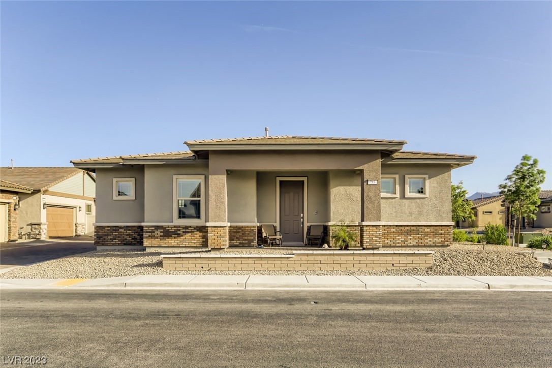 783 Sunny Sagebrush Street