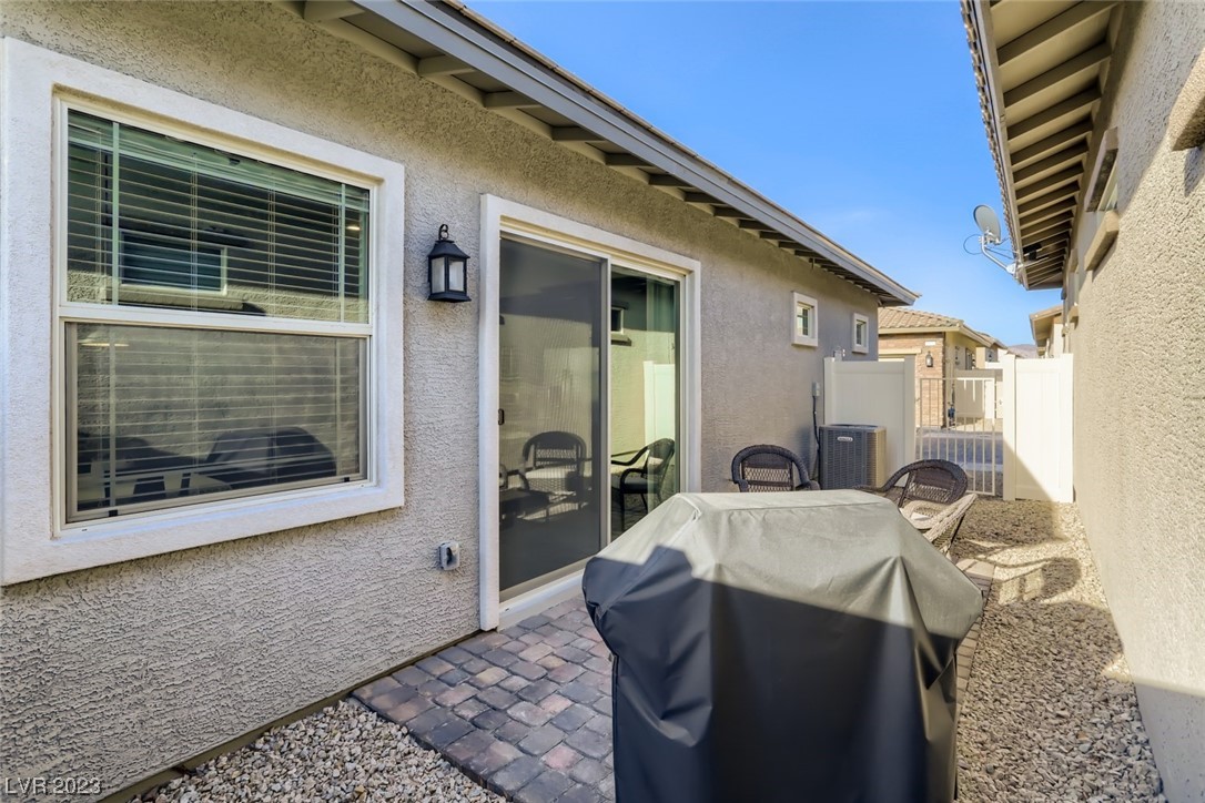 783 Sunny Sagebrush Street