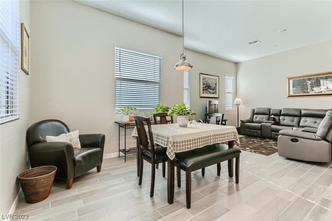 783 Sunny Sagebrush Street