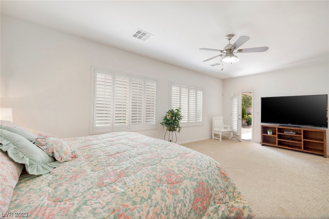 2200 Twin Falls Drive