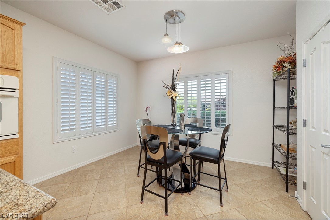 2200 Twin Falls Drive
