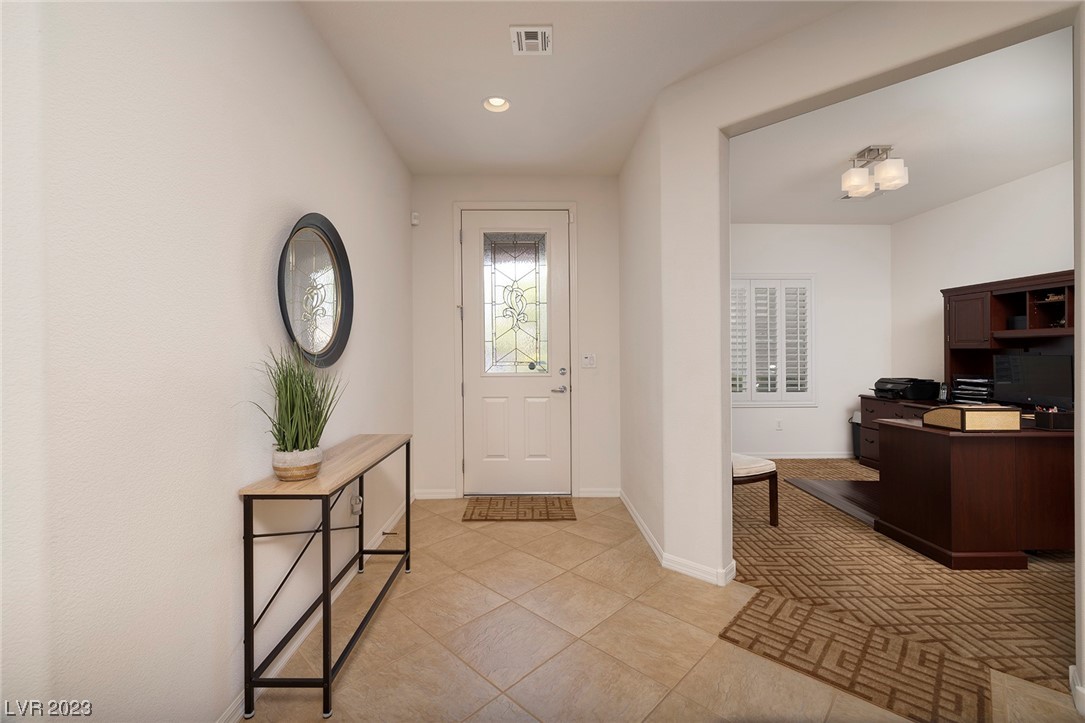 2200 Twin Falls Drive