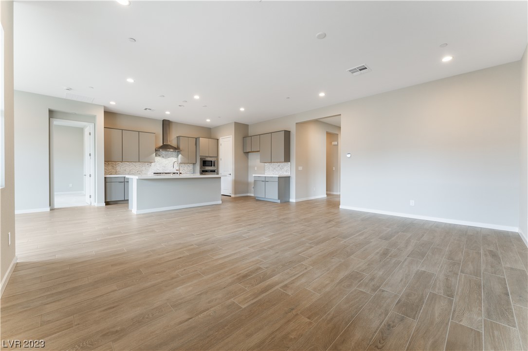 837 Stepney Place