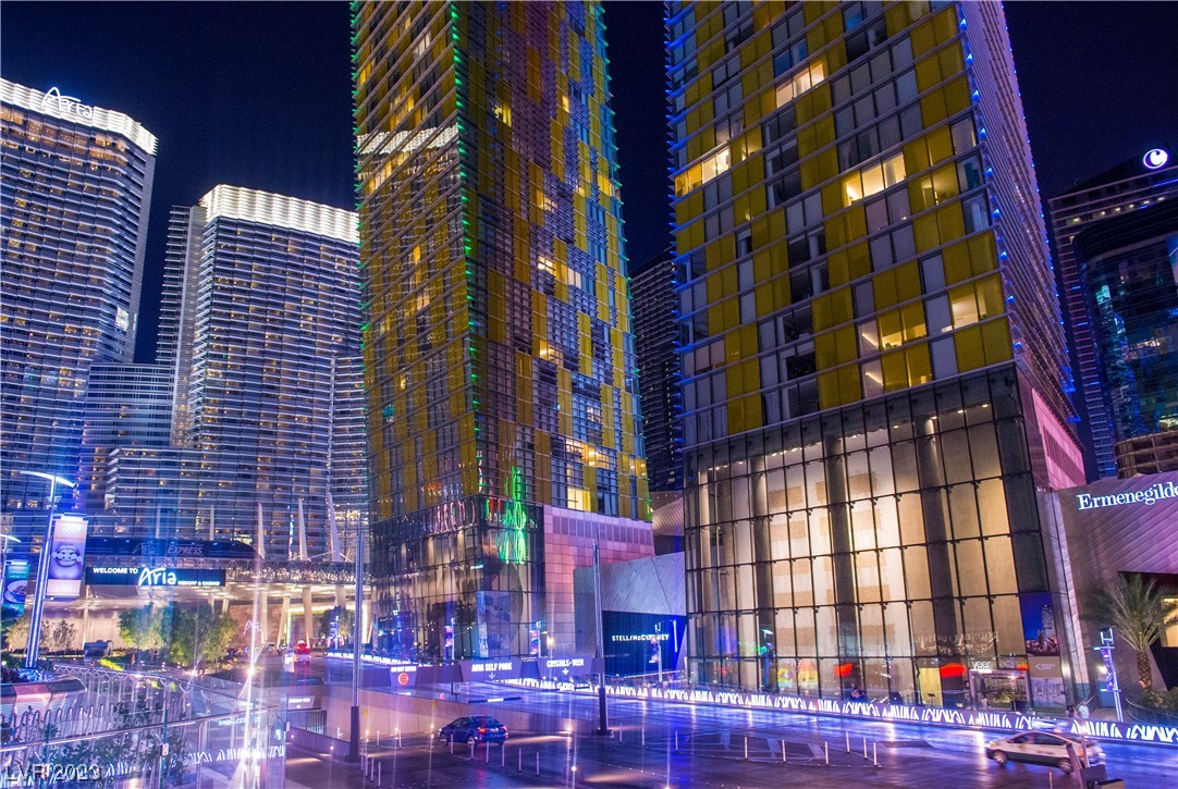 3726 Las Vegas Boulevard 2706