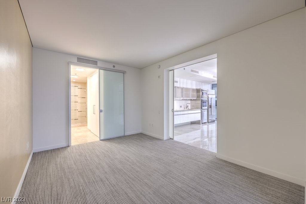 3726 Las Vegas Boulevard 2706