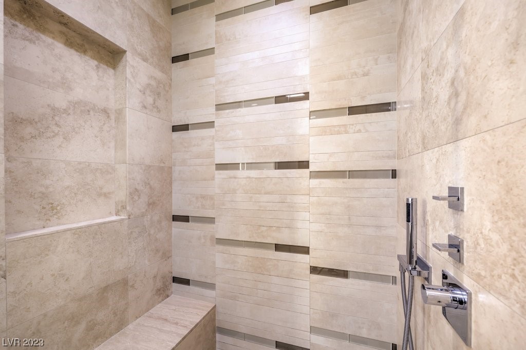 3726 Las Vegas Boulevard 2706