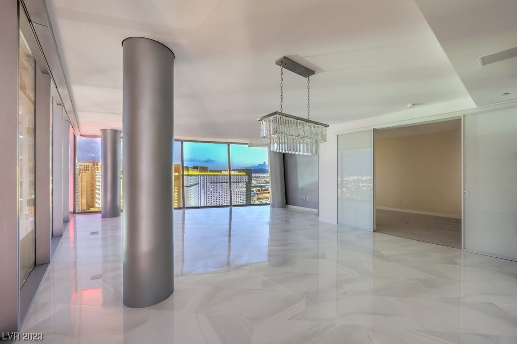 3726 Las Vegas Boulevard 2706