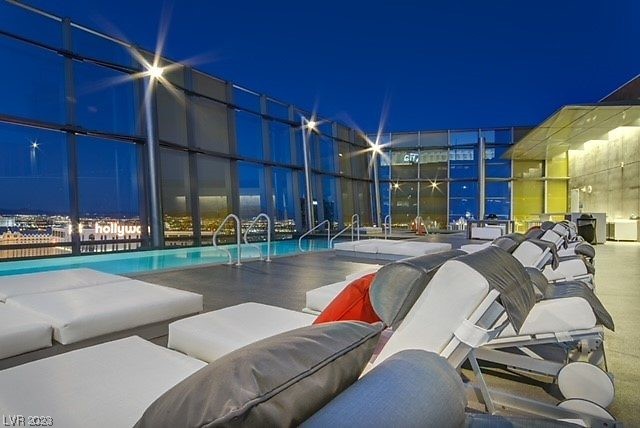 3726 Las Vegas Boulevard 2706