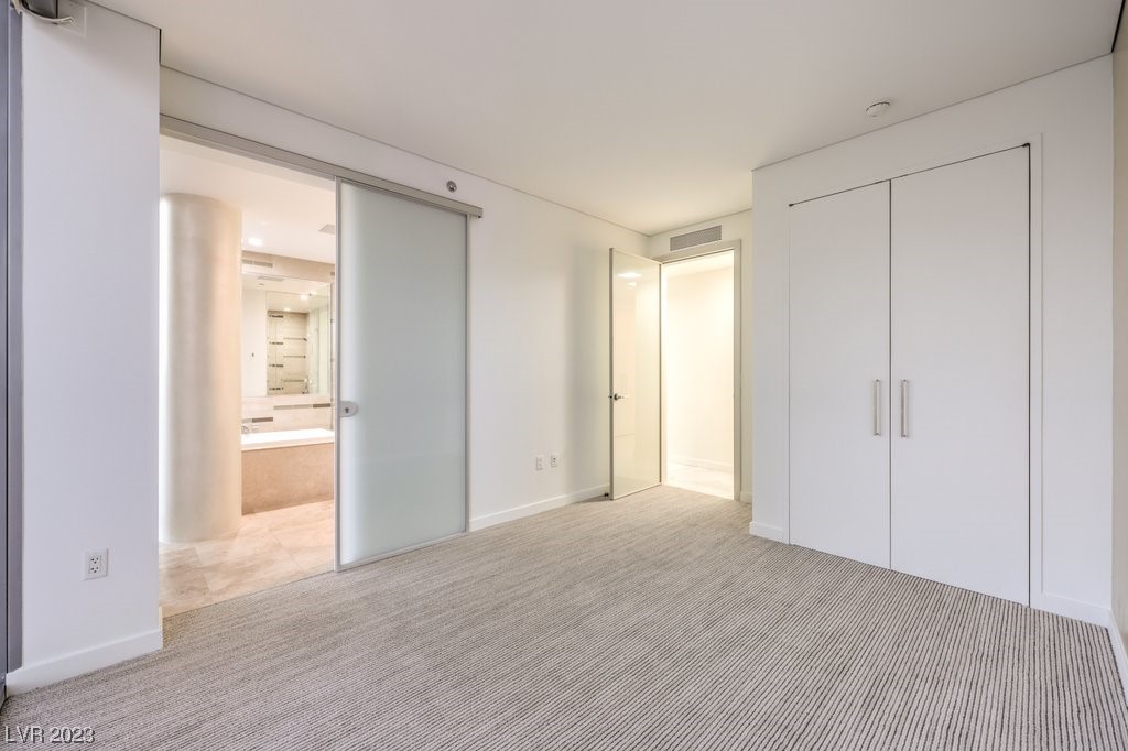 3726 Las Vegas Boulevard 2706