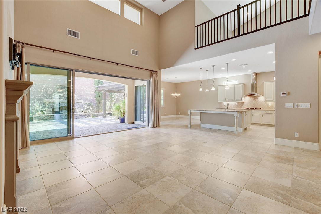 2932 Josephine Drive