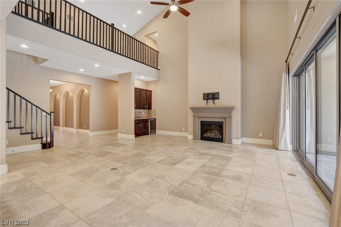 2932 Josephine Drive
