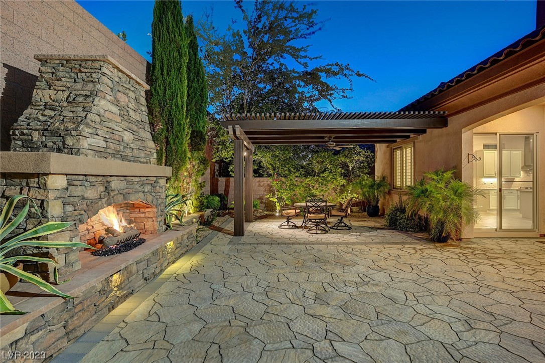 2932 Josephine Drive