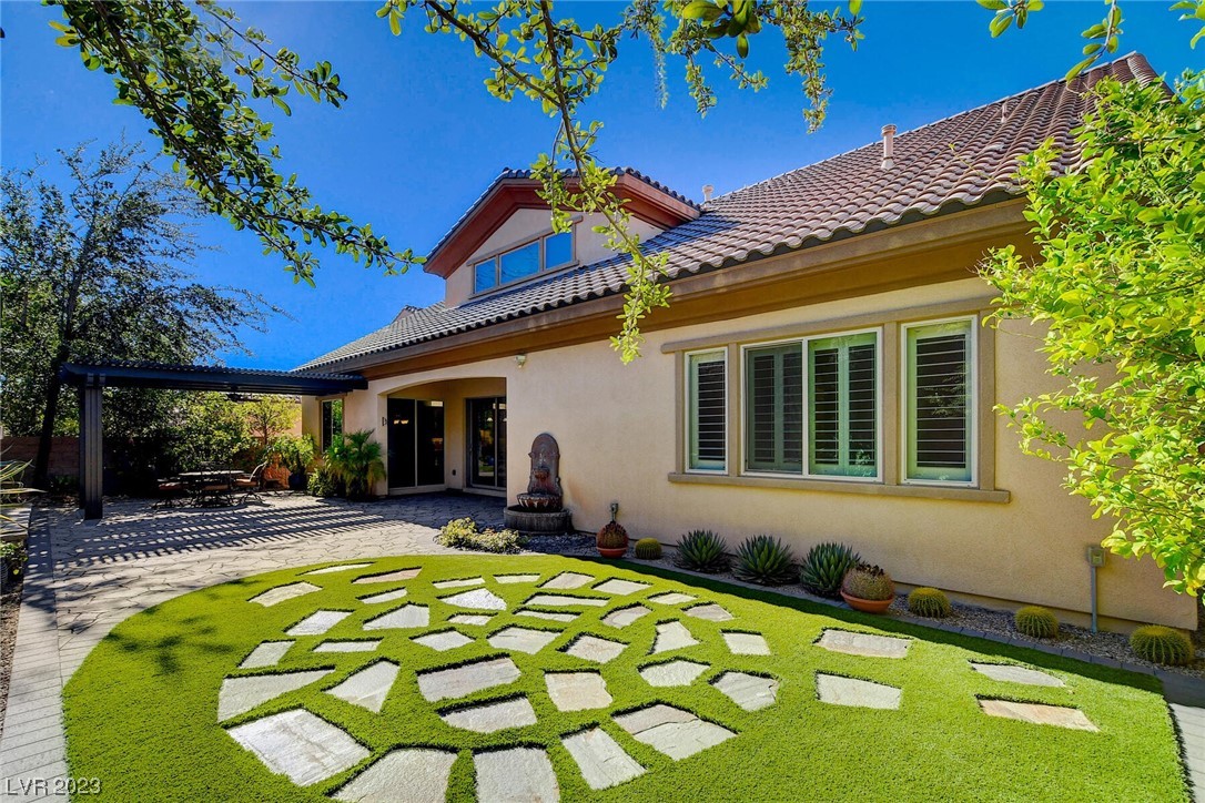 2932 Josephine Drive
