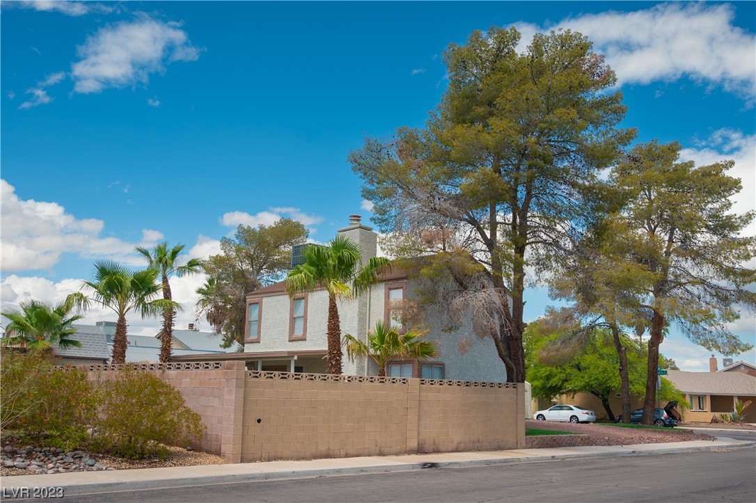 7251 Sawtooth Drive