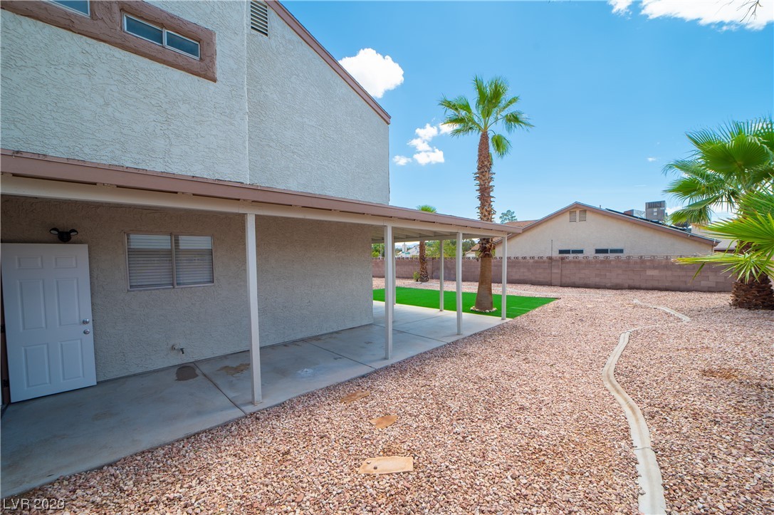 7251 Sawtooth Drive