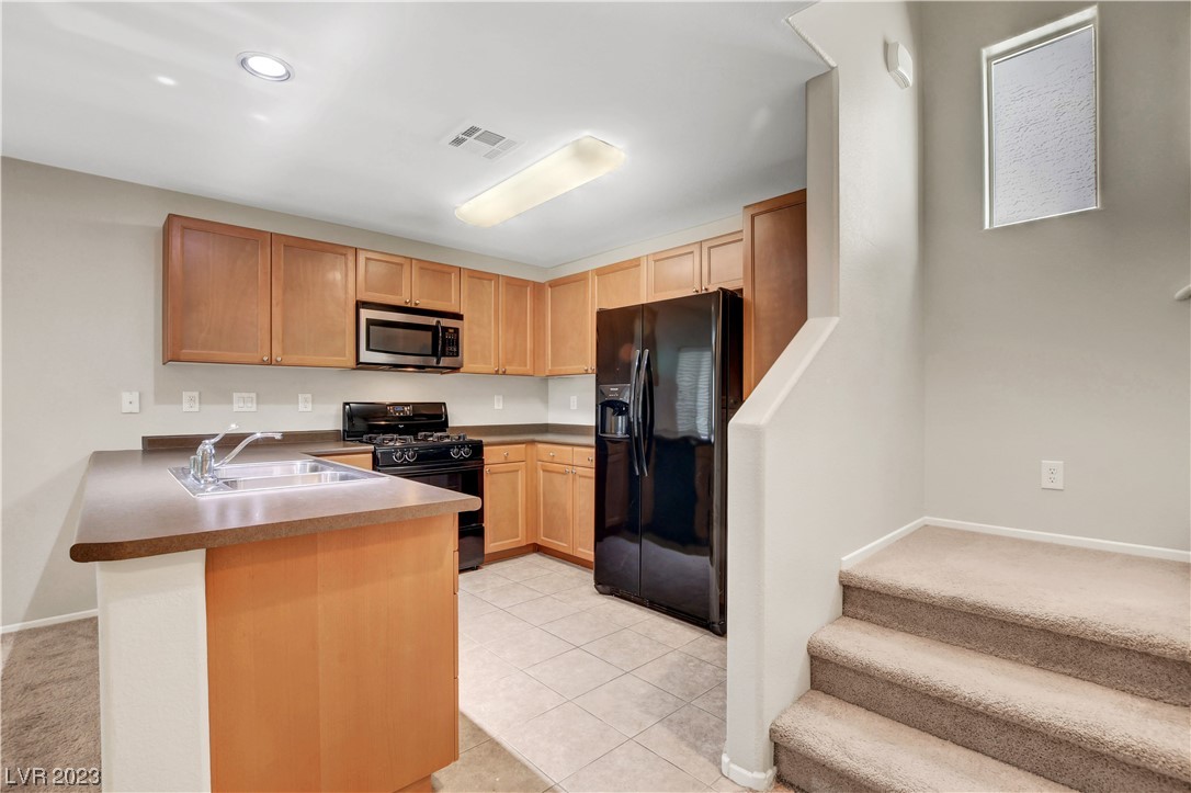 9064 Alluring Avenue