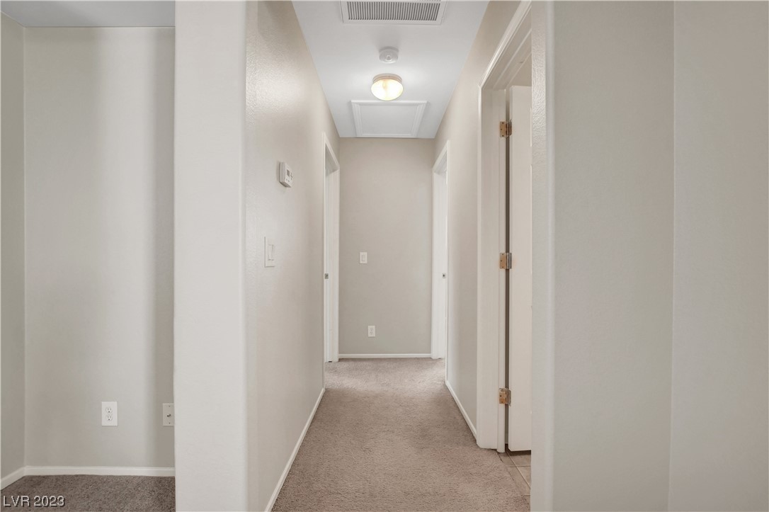 9064 Alluring Avenue