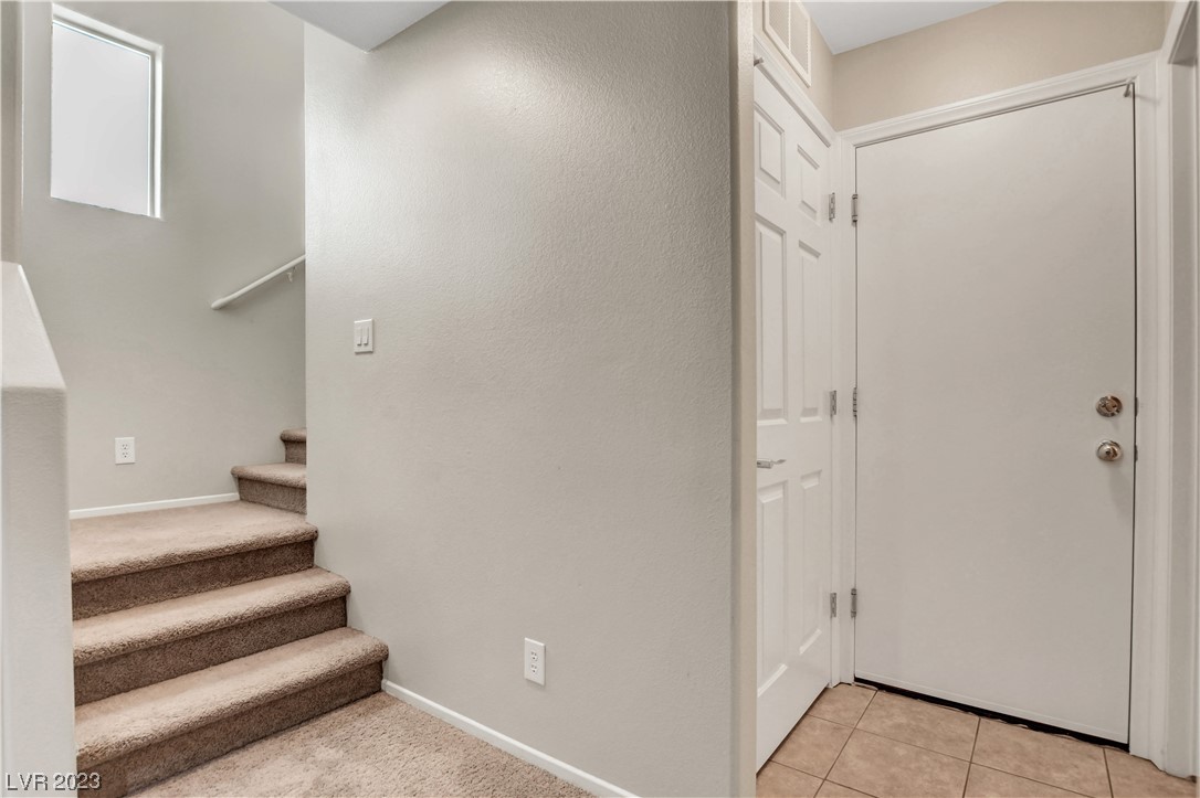 9064 Alluring Avenue