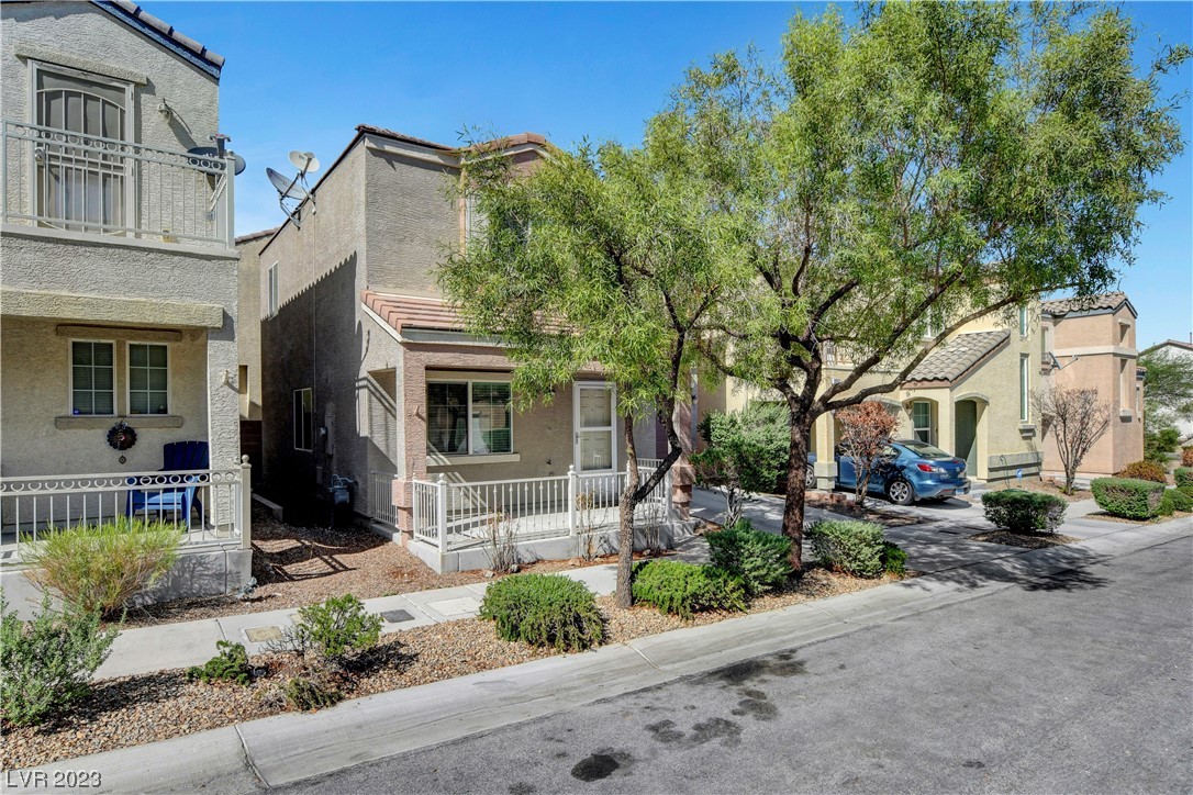 9064 Alluring Avenue