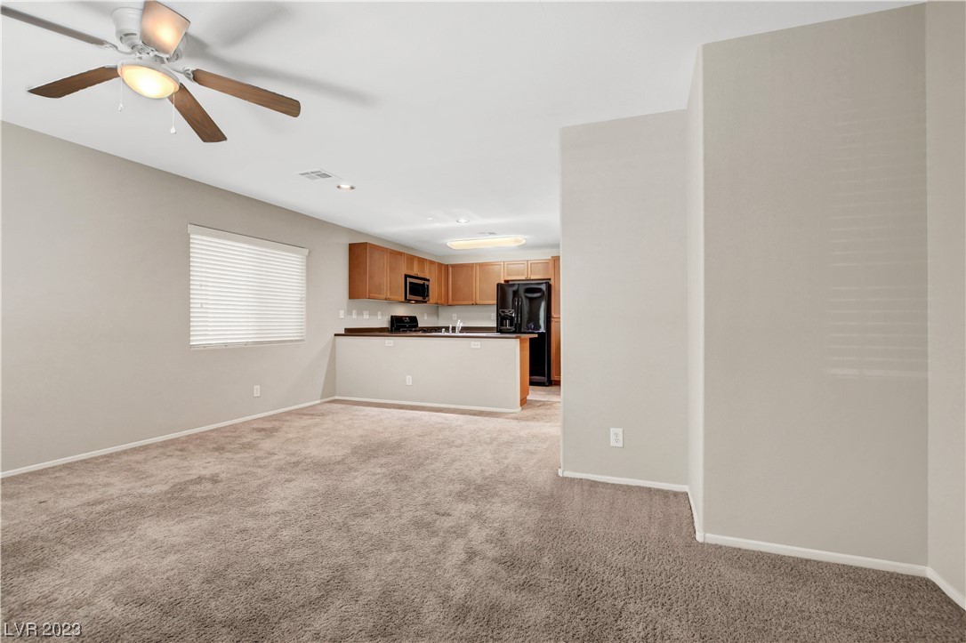 9064 Alluring Avenue