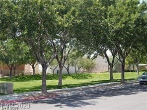 9064 Alluring Avenue