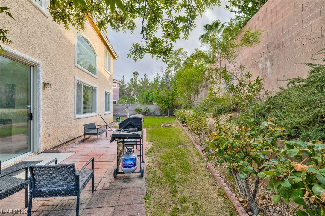 1905 Trail Peak Lane