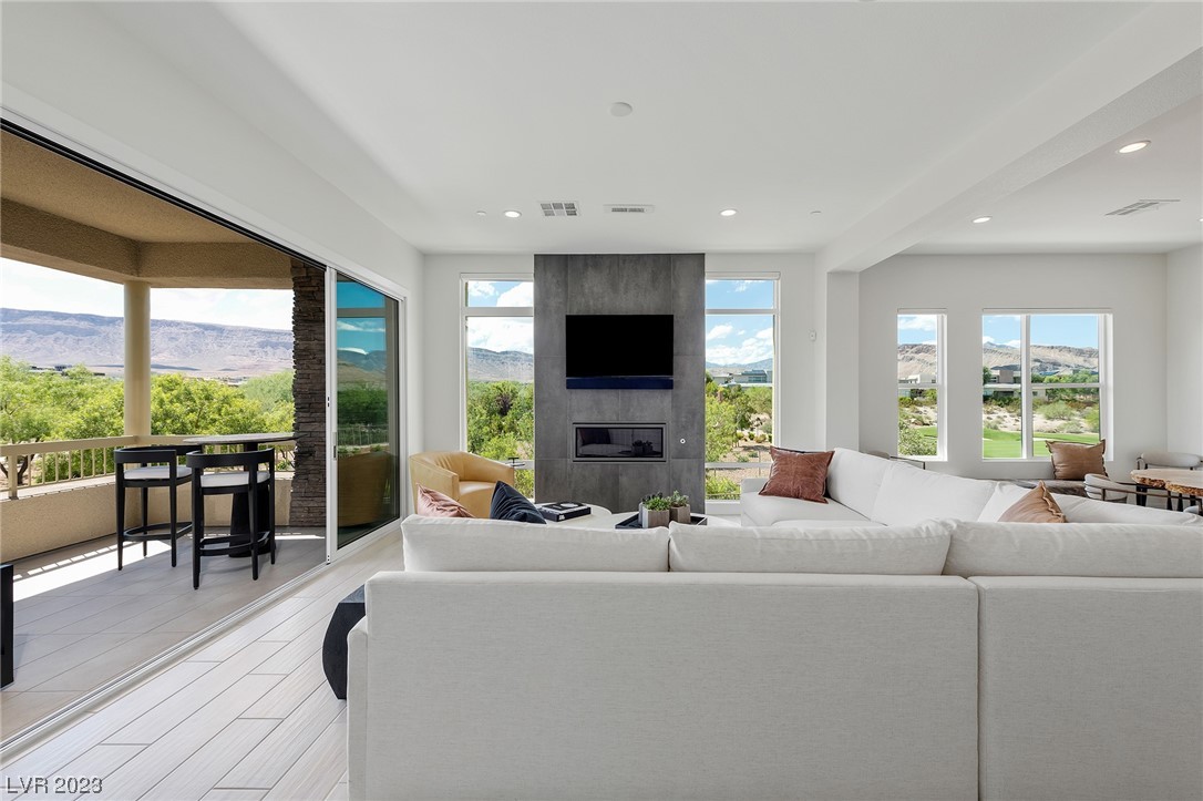 11280 Granite Ridge Drive 1106