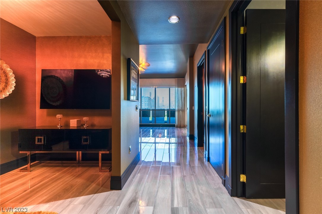 4575 Dean Martin Drive 1407