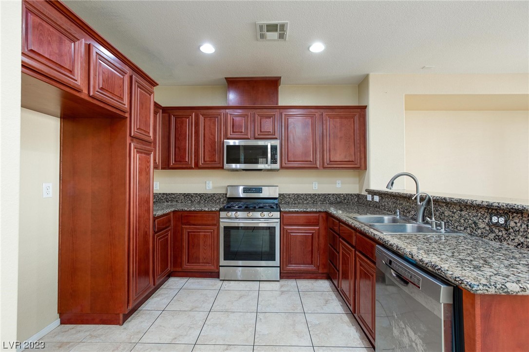 8338 South Pioneer Way