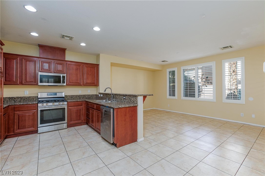 8338 South Pioneer Way
