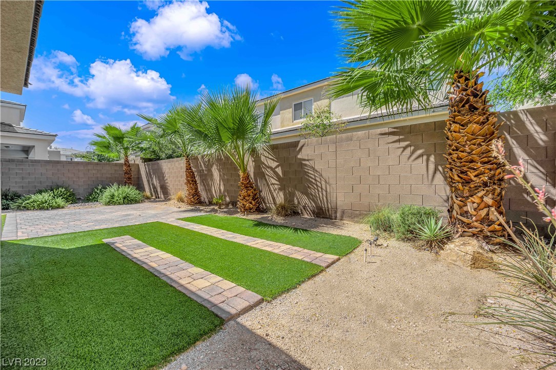 8257 Aster Meadow Way