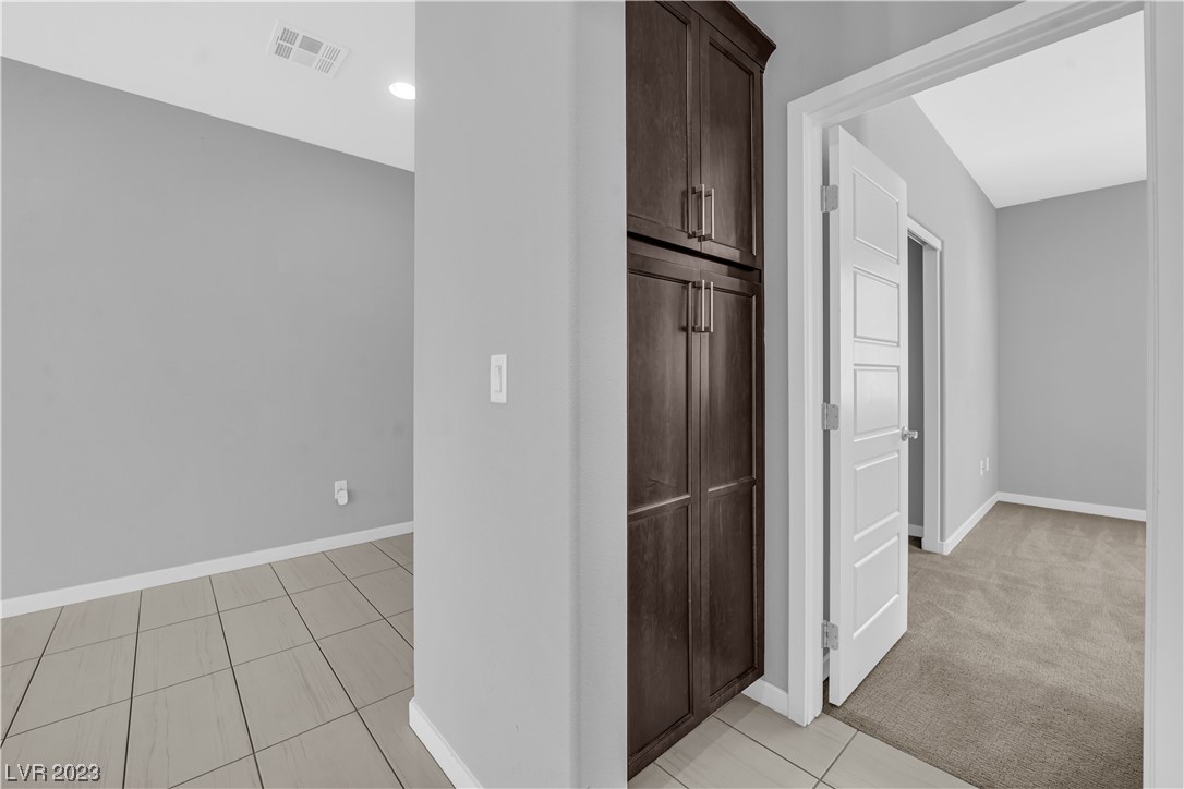 8257 Aster Meadow Way