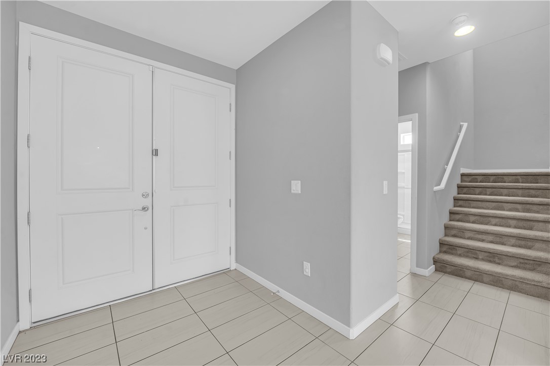 8257 Aster Meadow Way