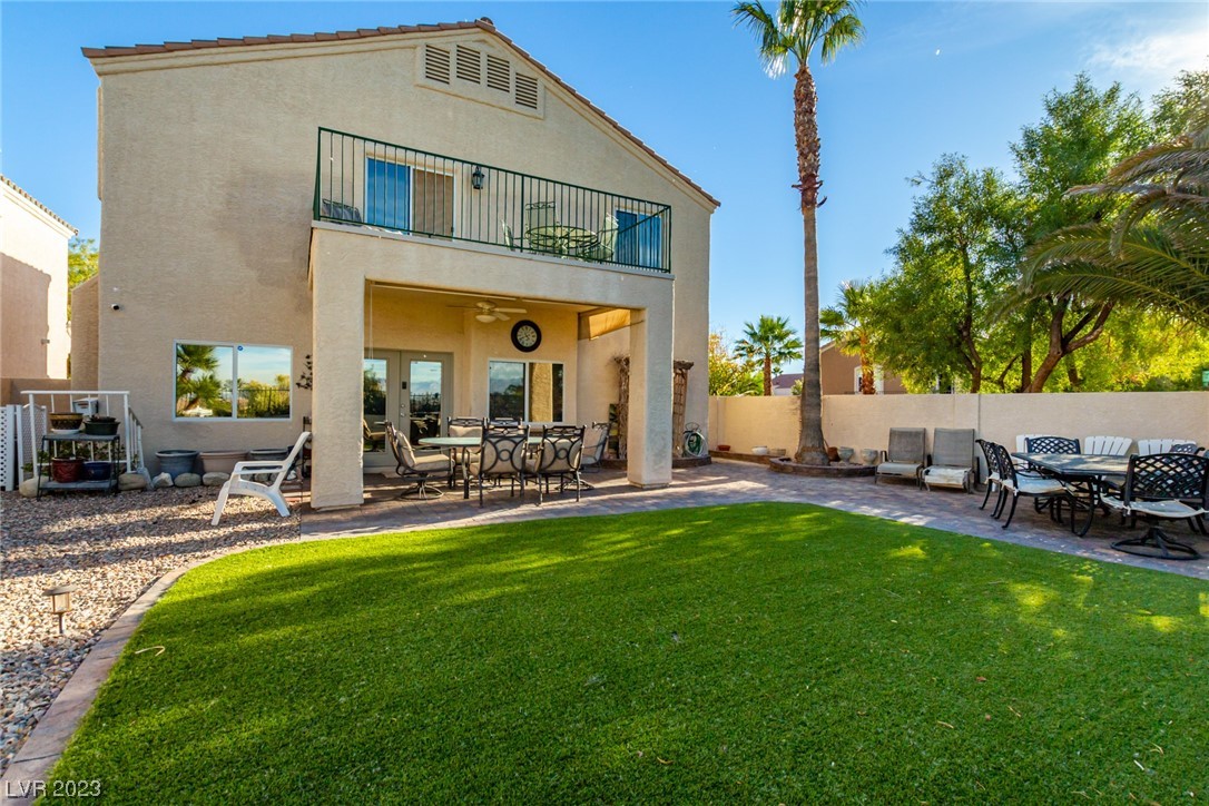 3196 Castle Canyon Avenue