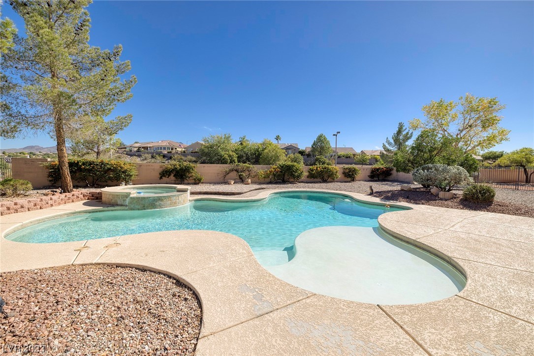 3007 Stratmoor Hills Avenue