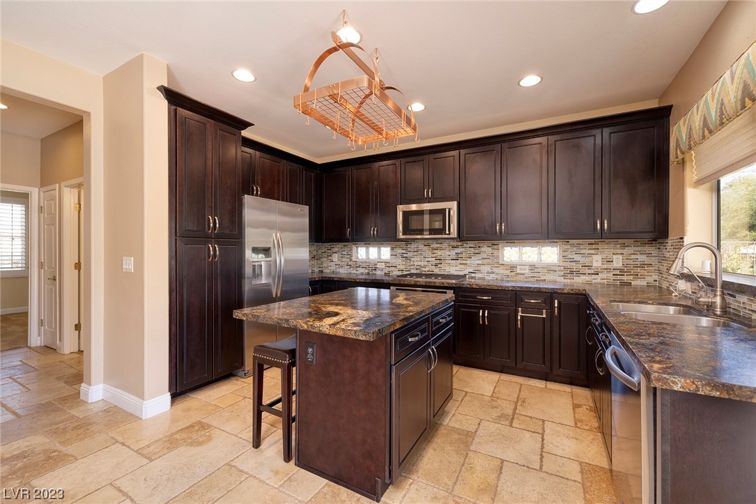 3007 Stratmoor Hills Avenue