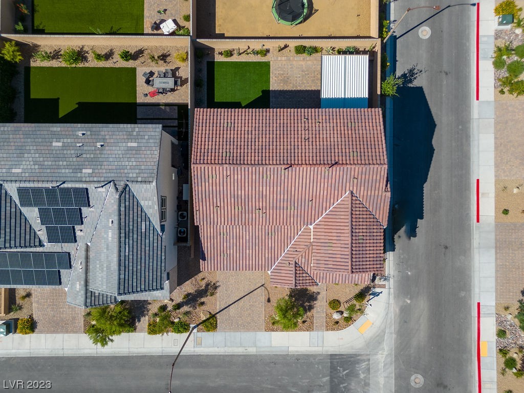 10118 Bismarck Palms Avenue