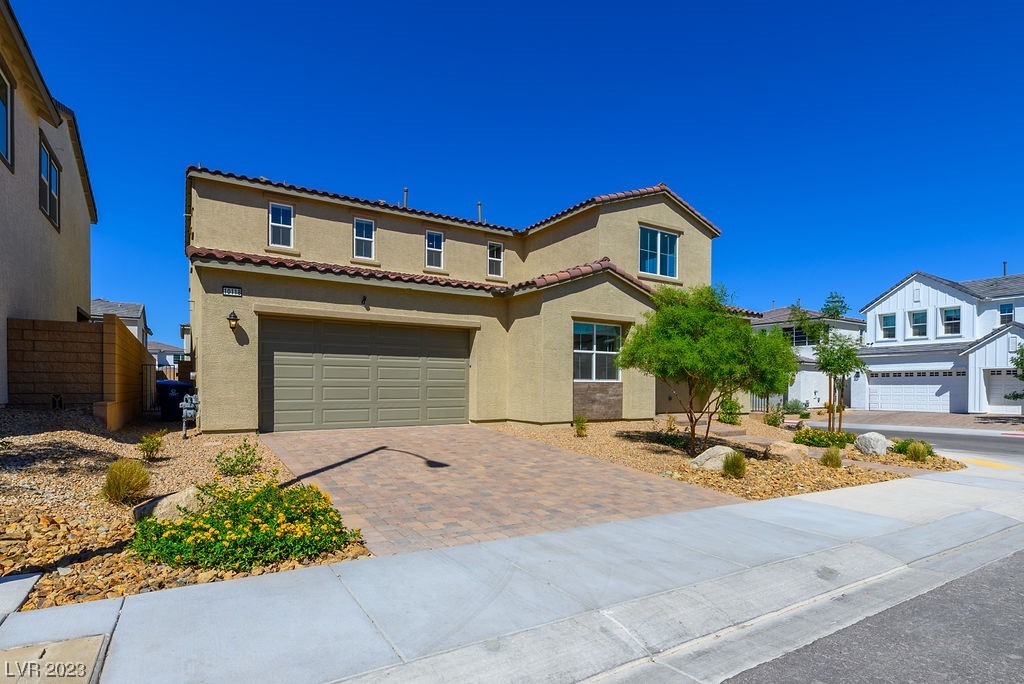 10118 Bismarck Palms Avenue