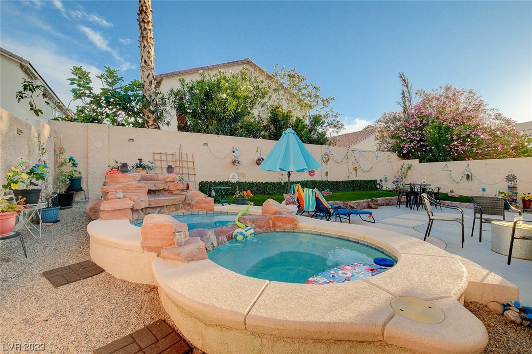 763 Castlebridge Avenue