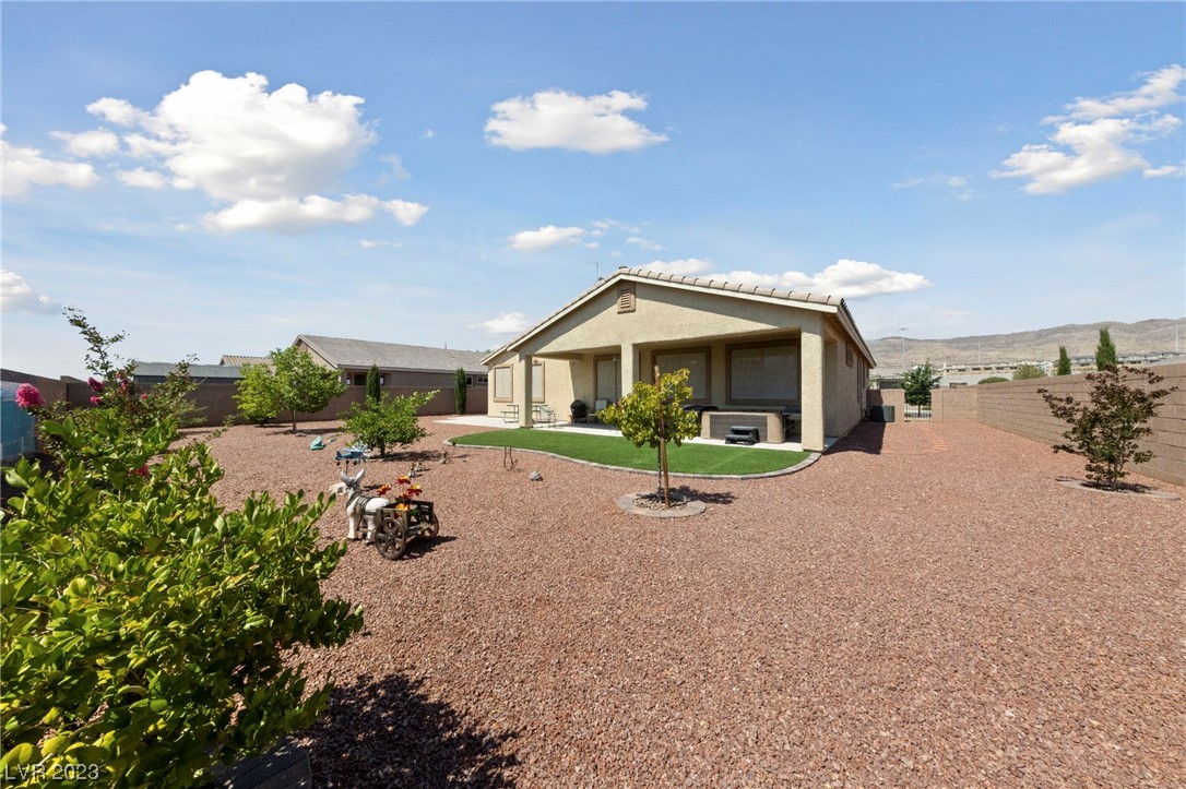 6098 Golden Arowana Way