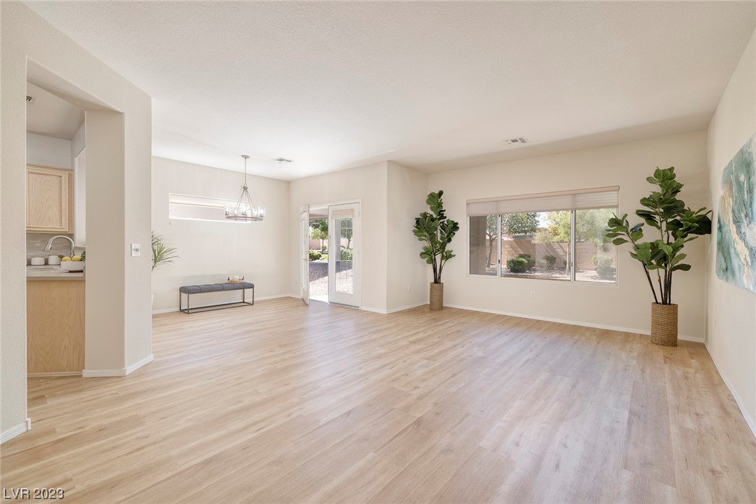 1569 Bonner Springs Drive