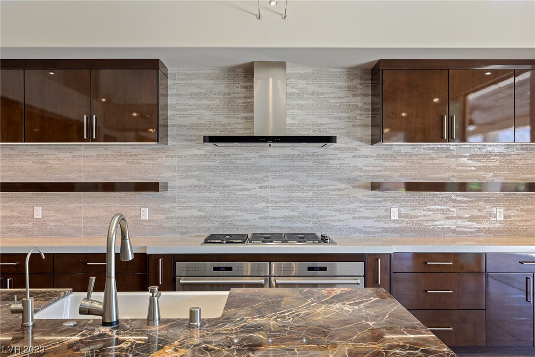 7 Boulder Rock Circle
