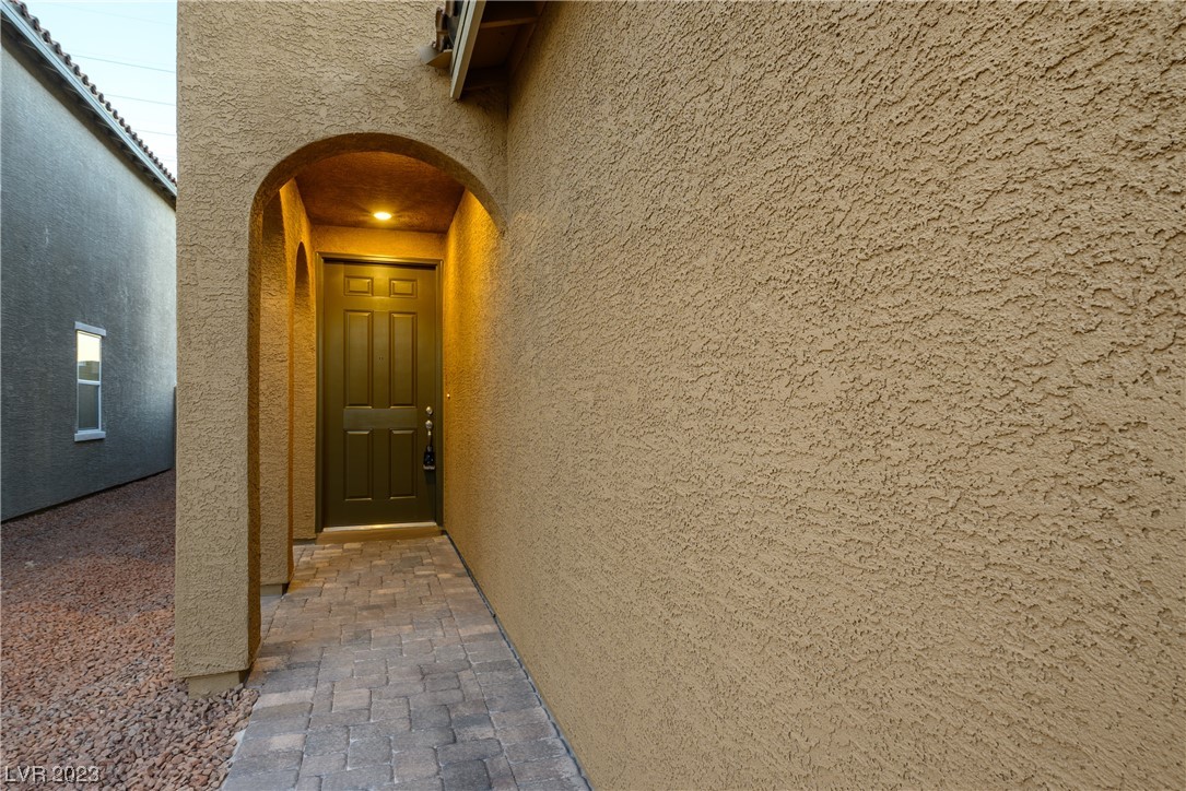 4151 Golden Fleece Avenue