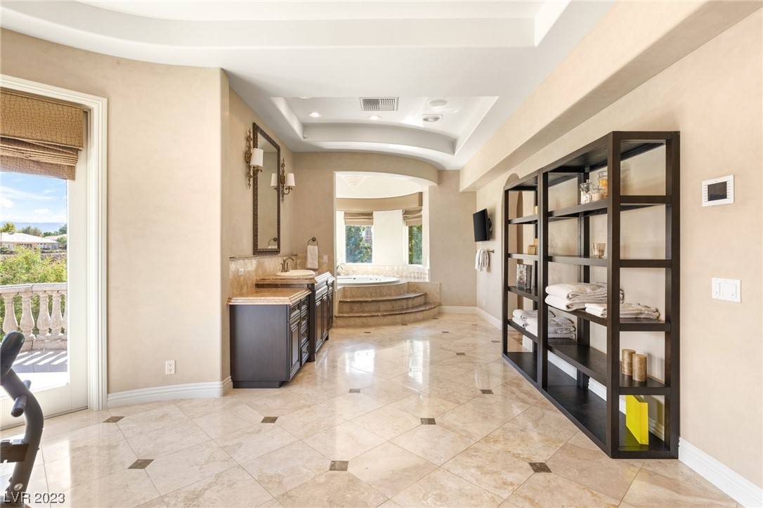 9701 Orient Express Court