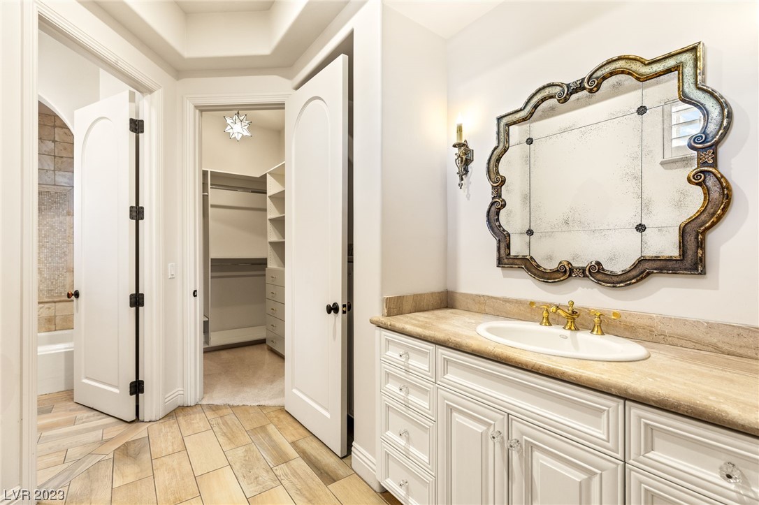 9701 Orient Express Court
