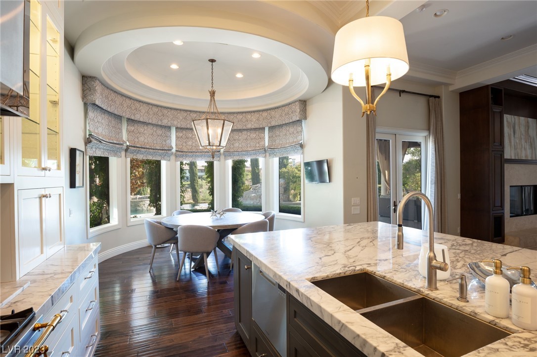 9701 Orient Express Court