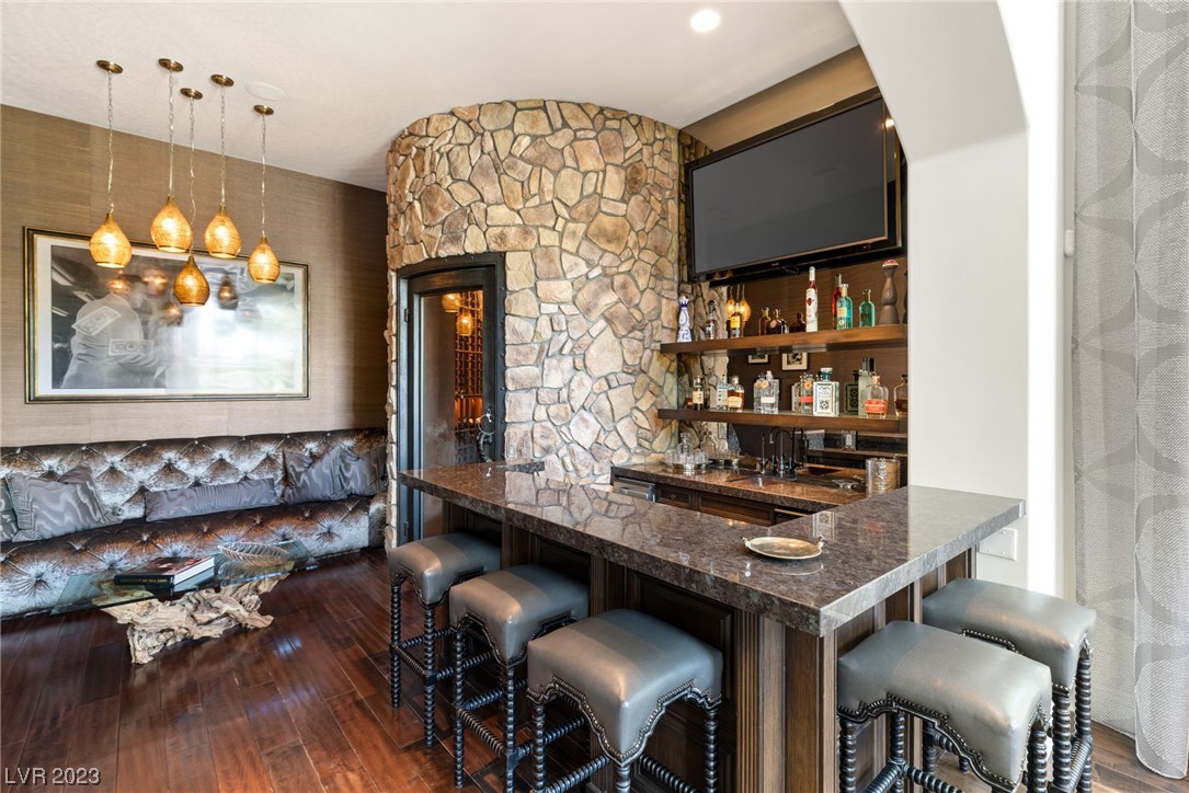 9701 Orient Express Court
