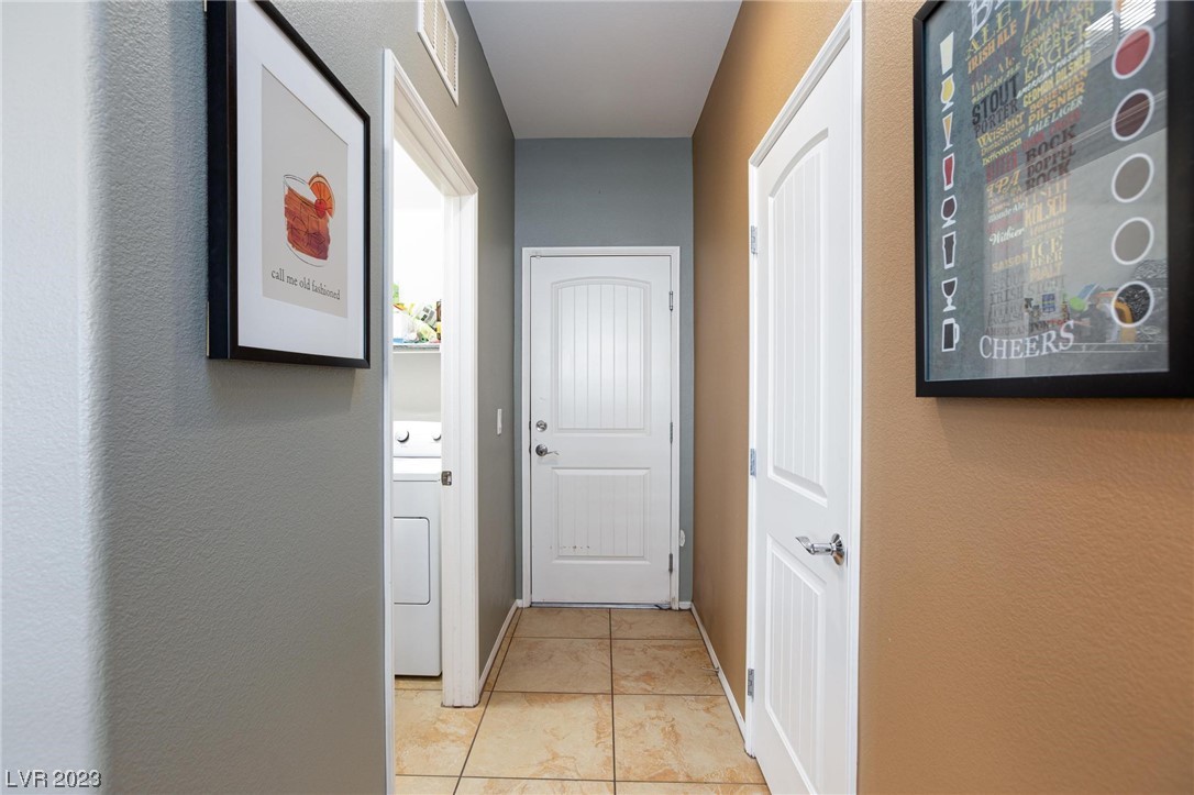 7012 Delta Falls Street