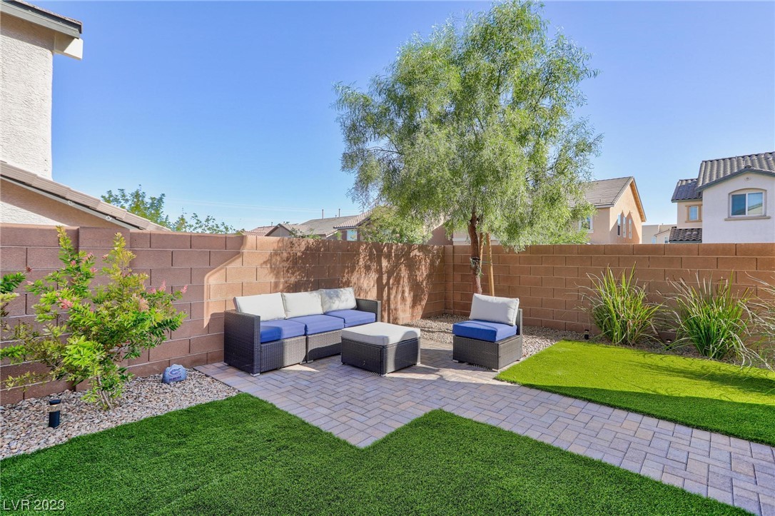 7012 Delta Falls Street